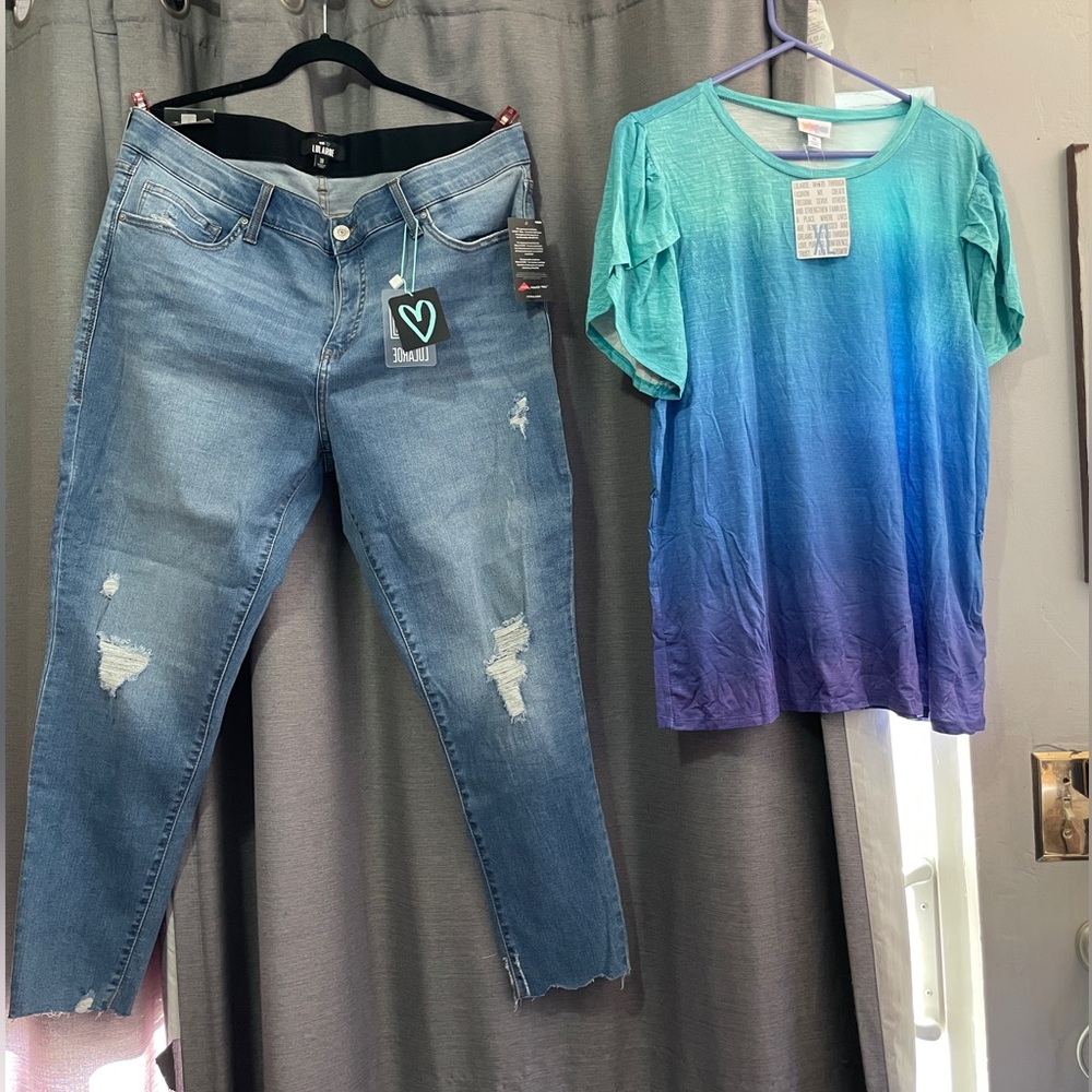LuLaRoe Blue Skinny Jeans with Distressed Details and Olive Top